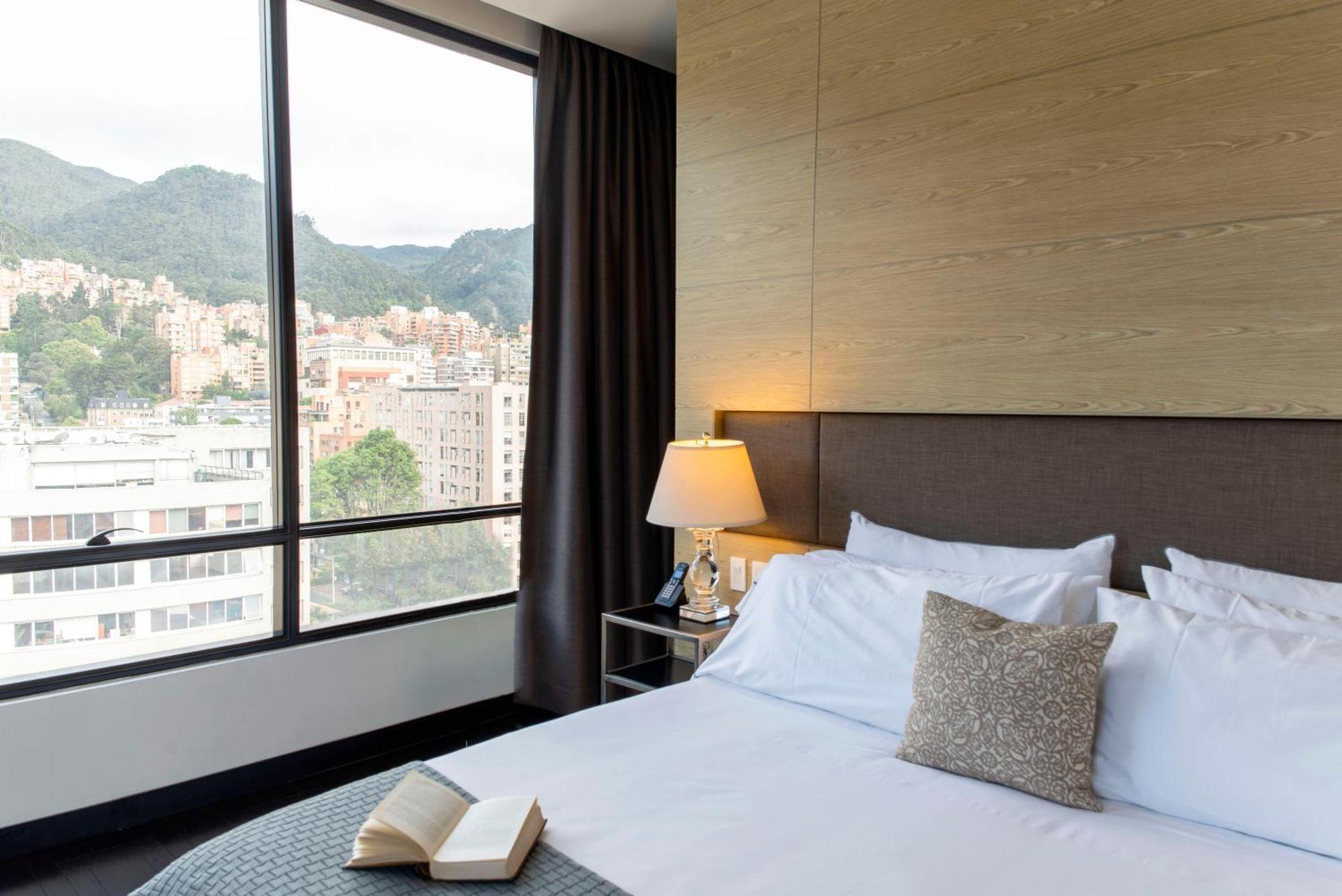 8010 Urban Living- Luxury Home Experience Bogotá Eksteriør bilde